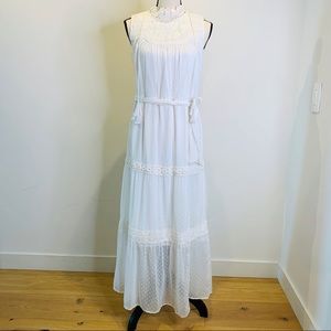 Preloved summer classic white dress by Castro